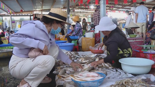 Thị trường hải sản: Sức mua và giá cả đều tăng - Ảnh 4.