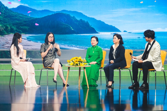 Quỹ Học bổng Vừ A Dính tiếp tục viết tiếp ước mơ cho các trẻ em vùng cao - Ảnh 9.