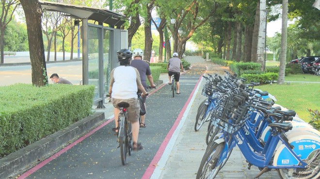 Thú vị tuyến đường dành cho xe đạp tại TP. Hồ Chí Minh - Ảnh 1.