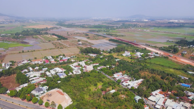 Dân đồng thuận, "nhường đất" mở đường nối cao tốc Biên Hòa – Vũng Tàu - Ảnh 1.