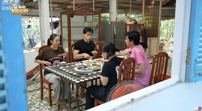 Đệ nhất mưu sinh - Tập 4: Huy Khánh bất ngờ ngất xỉu trong lúc làm việc tại ruộng lác - Ảnh 6.