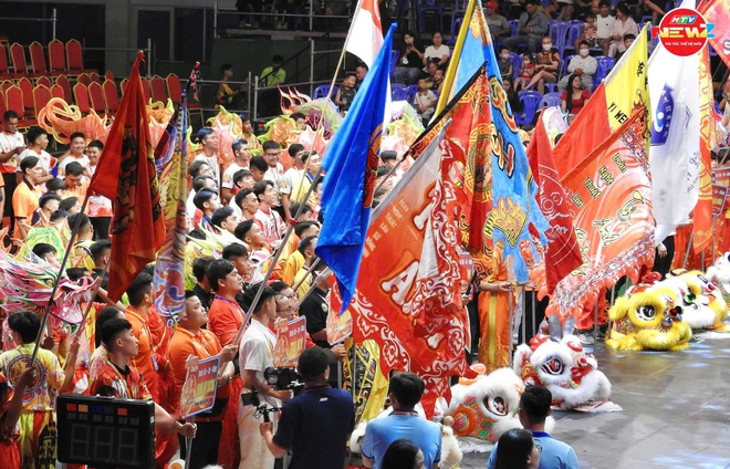 Tưng bừng khai mạc Giải Lân Sư Rồng quốc tế Cúp Chợ Lớn - HTV 2026- Ảnh 4. Tưng bừng khai mạc Giải Lân Sư Rồng quốc tế Cúp Chợ Lớn - HTV 2026- Ảnh 4.