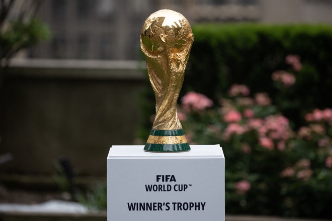 Cúp vàng World Cup khởi hành chuyến lưu diễn toàn cầu - Ảnh 2.
