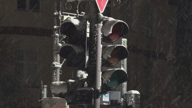 Berlin: Mất điện diện rộng do cháy đường dây- Ảnh 3. Berlin: Mất điện diện rộng do cháy đường dây- Ảnh 3.