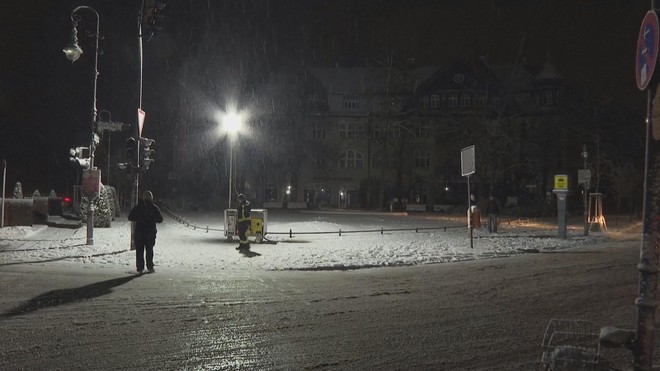 Berlin: Mất điện diện rộng do cháy đường dây- Ảnh 1. Berlin: Mất điện diện rộng do cháy đường dây- Ảnh 1.