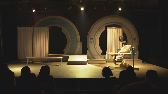 Vở kịch “Lạc”: Hành trình đi tìm y đức giữa ranh giới thiện - ác- Ảnh 5. Vở kịch “Lạc”: Hành trình đi tìm y đức giữa ranh giới thiện - ác- Ảnh 5.