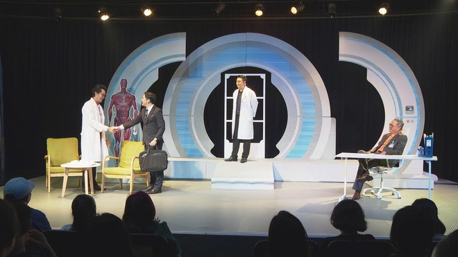 Vở kịch “Lạc”: Hành trình đi tìm y đức giữa ranh giới thiện - ác- Ảnh 3. Vở kịch “Lạc”: Hành trình đi tìm y đức giữa ranh giới thiện - ác- Ảnh 3.