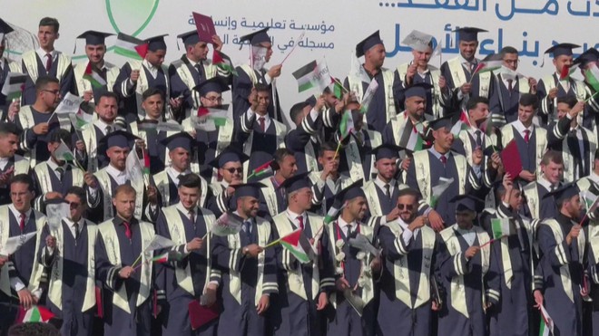 Bất chấp khó khăn ở Gaza, sinh viên y khoa vẫn cố gắng theo đuổi việc học- Ảnh 2.