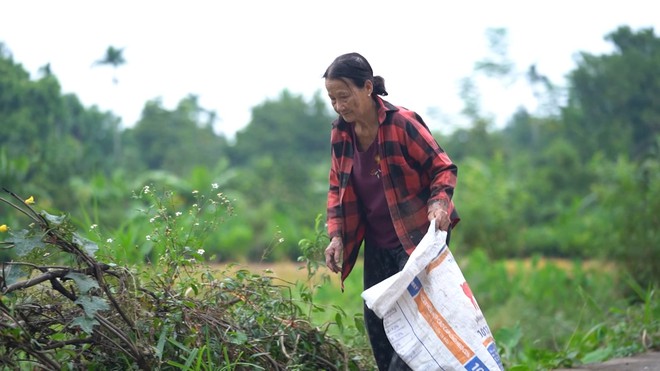 Quang Minh bị thận bẩm sinh, cùng mẹ chạy thận giai đoạn cuối vượt khó - Ảnh 3.