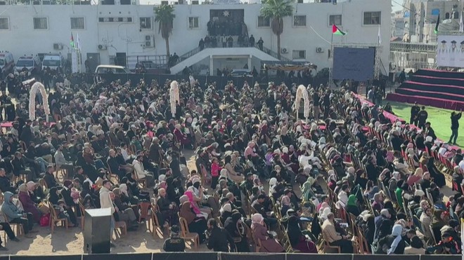 Bất chấp khó khăn ở Gaza, sinh viên y khoa vẫn cố gắng theo đuổi việc học- Ảnh 1.