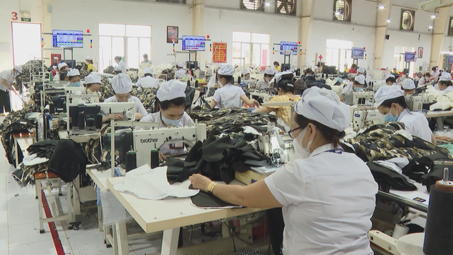 TP. Hồ Chí Minh sôi động khí thế lao động đầu năm 2026 - Ảnh 3.