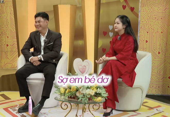 Vợ chồng son: Chàng trai vừa chia tay đã có ngay vợ kém 10 tuổi xinh đẹp - Ảnh 9.