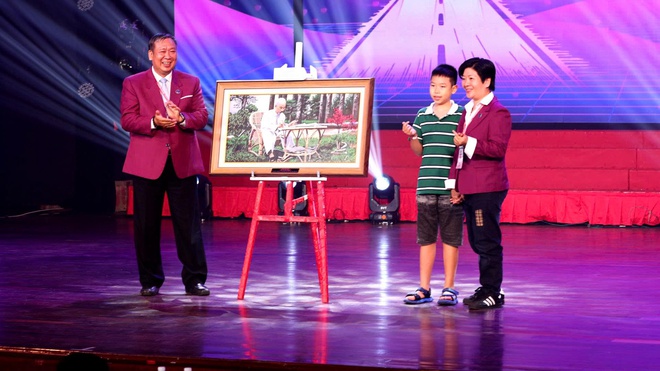 "Một chút yêu thương" mùa 3: Nhịp cầu nhân ái xoa dịu nỗi đau tai nạn giao thông - Ảnh 8.