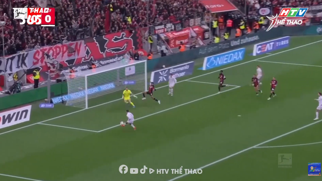 Bayer Leverkusen ngược dòng đánh bại Freiburg tại Bundesliga - Ảnh 3.