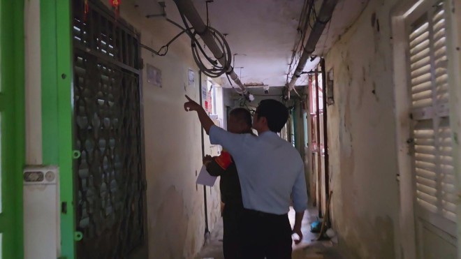 TP. Hồ Chí Minh: tóm gọn nghi phạm cướp tiệm vàng chỉ sau 40 phút | 60 Giây Sáng ngày 25/10/2026 - Ảnh 4.