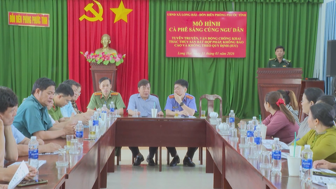 Cà phê sáng kết hợp tuyên truyền IUU cho ngư dân - Ảnh 3.