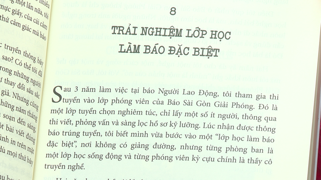 Gói trọn kinh nghiệm 30 năm làm báo và truyền thông trong cuốn sách "Gió ngược" - Ảnh 4.