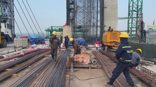 Đẩy nhanh tiến độ cầu Phước An, giảm tải áp lực cho "điểm nóng" Quốc lộ 51- Ảnh 5. Đẩy nhanh tiến độ cầu Phước An, giảm tải áp lực cho "điểm nóng" Quốc lộ 51- Ảnh 5.