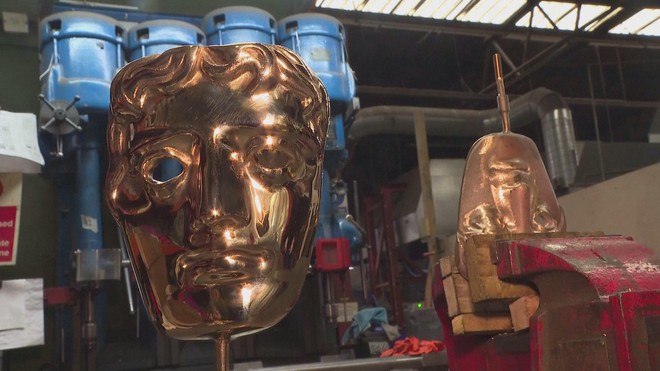 Chế tác mặt nạ giải thưởng BAFTA 2026 - Ảnh 1.