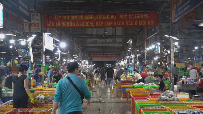 60 Giây ngày 12/2/2026 | Trạm dừng chân nghĩa tình, tặng nước, vá xe miễn phí cho người dân về quê đón Tết- Ảnh 4.