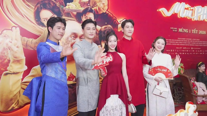 Thời sự Trưa HTV ngày 12/2/2026 | “Mùi Phở” ra mắt trước thềm Tết Bính Ngọ 2026- Ảnh 1.