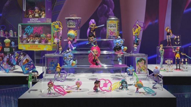 New York Toy Fair: Búp bê K-Pop "săn quỷ" và sự trở lại của đồ chơi vật lý - Ảnh 3.