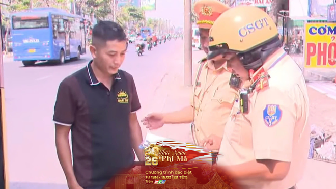 Nỗ lực đảm bảo hành trình về quê đón Tết bình an cho người dân TP. Hồ Chí Minh - Ảnh 1.