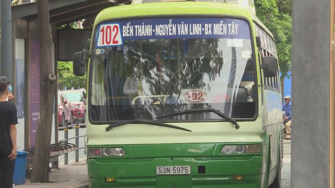 60 Giây ngày 15/2/2026 | TP. Hồ Chí Minh: Thời gian miễn phí vé xe buýt dịp Tết- Ảnh 6. 60 Giây ngày 15/2/2026 | TP. Hồ Chí Minh: Thời gian miễn phí vé xe buýt dịp Tết- Ảnh 6.