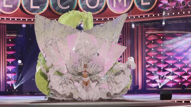 Tây Ban Nha: Đặc sắc lễ hội hóa trang Gran Canaria- Ảnh 1. Tây Ban Nha: Đặc sắc lễ hội hóa trang Gran Canaria- Ảnh 1.