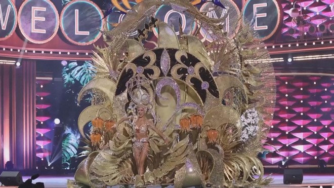 Tây Ban Nha: Đặc sắc lễ hội hóa trang Gran Canaria- Ảnh 2. Tây Ban Nha: Đặc sắc lễ hội hóa trang Gran Canaria- Ảnh 2.