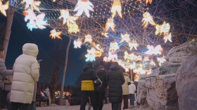 Trung Quốc lung linh chào đón năm mới Bính Ngọ - Ảnh 3.