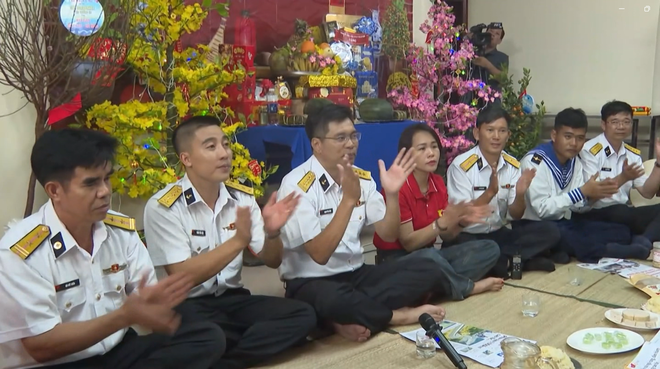 Xuân về trên Nhà giàn DK1/10 - Ảnh 7.