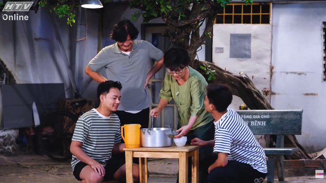 Phim ca nhạc "Những điều nhỏ nhoi" - Ảnh 3.