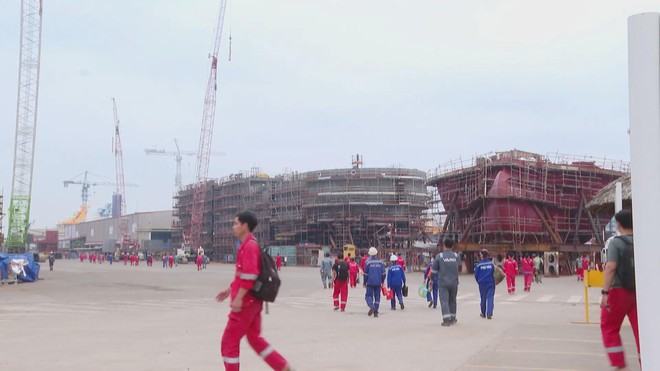 60 Giây ngày 23/2/2026 | Giao thông cửa ngõ TP. Hồ Chí Minh tăng cao ngày cuối kỳ nghỉ Tết - Ảnh 3.