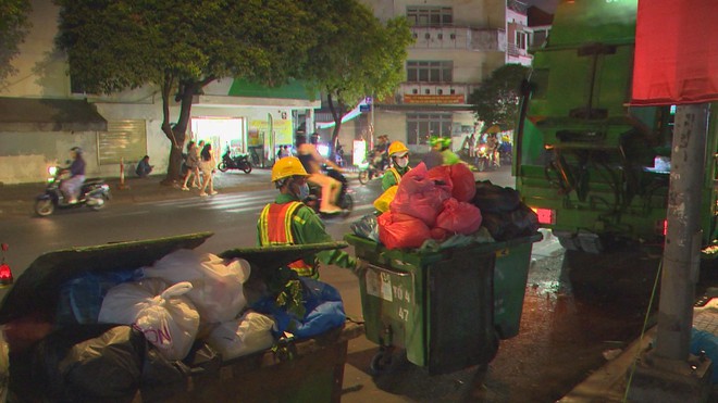 TP. Hồ Chí Minh: Giữ phố phường xanh - sạch - đẹp sau kỳ nghỉ Tết - Ảnh 4.