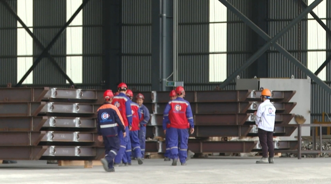 Khí thế sản xuất sôi động ngay sau kỳ nghỉ Tết - Ảnh 7.