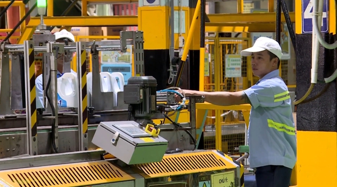 Người lao động trở lại làm việc sau kỳ nghỉ Tết Nguyên đán Bính Ngọ 2026 - Ảnh 3.