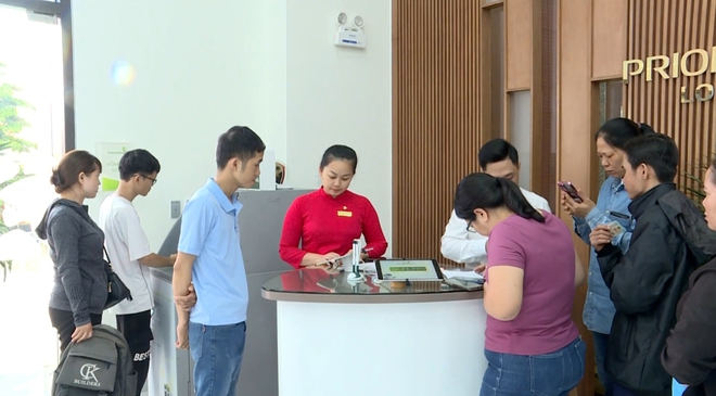 Người lao động trở lại làm việc sau kỳ nghỉ Tết Nguyên đán Bính Ngọ 2026 - Ảnh 6.