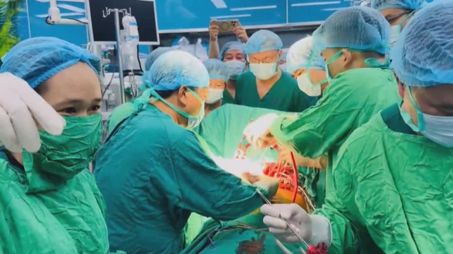 60 Giây ngày 25/2/2026 | Không còn được sử dụng bằng lái xe làm thủ tục đi máy bay - Ảnh 3.