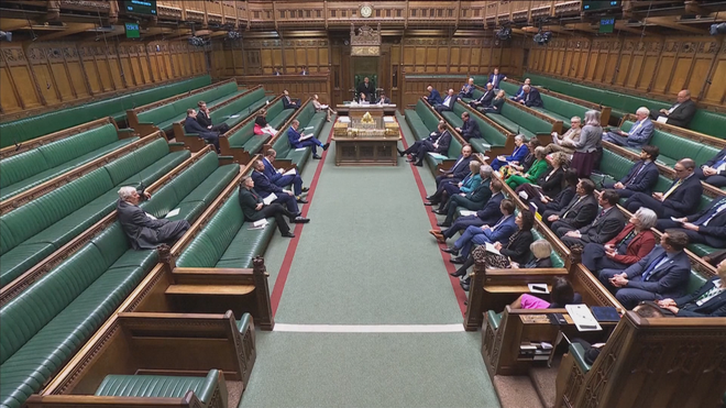 Chính phủ Anh đồng ý công bố tài liệu bổ nhiệm cựu Hoàng tử Prince Andrew - Ảnh 2.