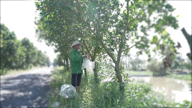 Mái ấm gia đình Việt: Chuyện em Vinh - cậu học trò đi bộ gần 9km đến trường - Ảnh 4.