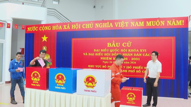 Thời sự HTV ngày 26/2/2026 | Đồng chí Võ Văn Minh dự khai mạc bầu cử sớm tại Khu vực bỏ phiếu số 7, phường Tam Thắng - Ảnh 3.