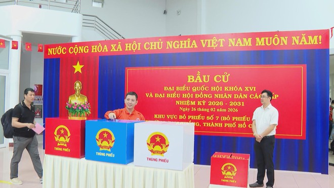 60 Giây ngày 26/2/2026 | Một số khu vực tại TP. Hồ Chí Minh tiến hành bầu cử sớm - Ảnh 2.