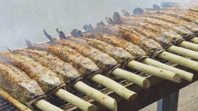 60 Giây ngày 26/2/2026 | TP. Hồ Chí Minh: Ngày vía Thần Tài, cá lóc nướng thơm lừng đường Tân Kỳ Tân Quý- Ảnh 2.