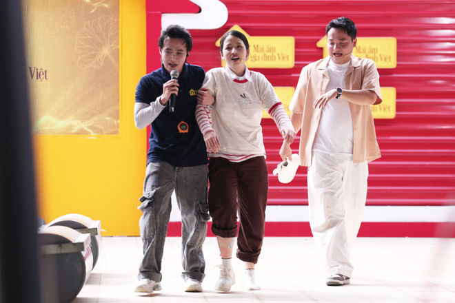 Hơn 320 triệu đồng trao cho các em nhỏ "Mái ấm gia đình Việt" tập 58- Ảnh 5.