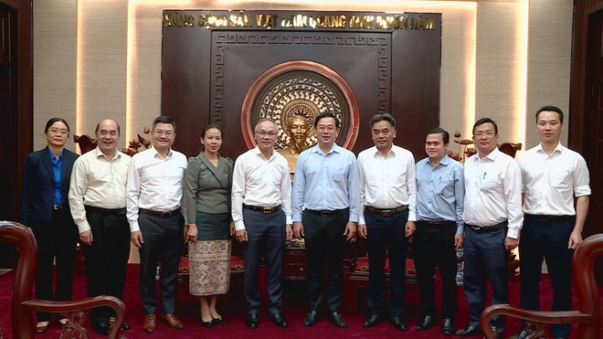 Thường trực Thành ủy TP. Hồ Chí Minh tiếp Tổng Lãnh sự Lào nhân dịp Tết Nguyên đán - Ảnh 3.