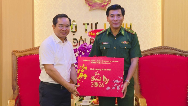 Chủ tịch UBND TP. Hồ Chí Minh Nguyễn Văn Được thăm, chúc Tết các cá nhân, đơn vị nhân dịp Tết Nguyên đán Bính Ngọ năm 2026 - Ảnh 3.