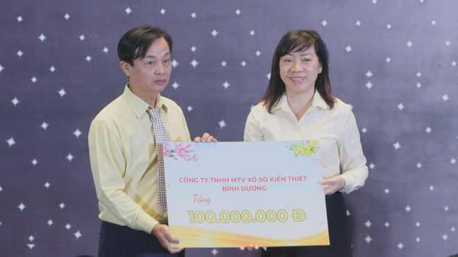 Xuân nghĩa tình: Hơn 2,5 tỷ đồng chung tay vì trẻ em có hoàn cảnh đặc biệt- Ảnh 4.