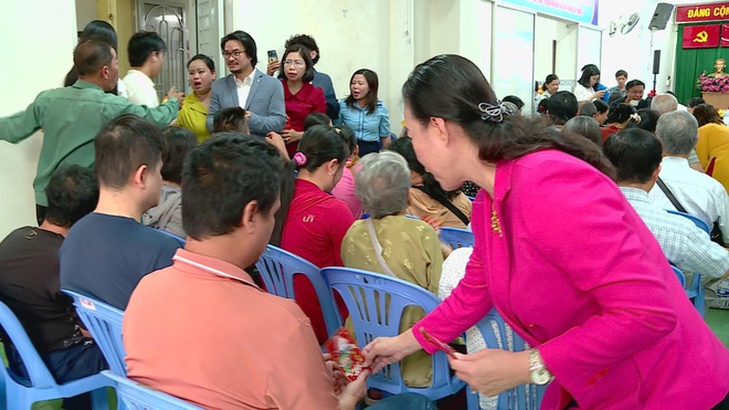 Phường Gia Định lan toả nghĩa tình với hơn 1,5 tỷ đồng ủng hộ người nghèo và biển đảo- Ảnh 6.