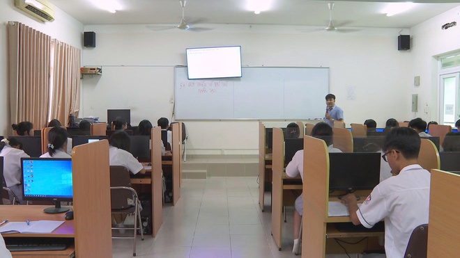 Học sinh TP. Hồ Chí Minh dự kiến thi vào lớp 10 muộn hơn hai tuần- Ảnh 6.